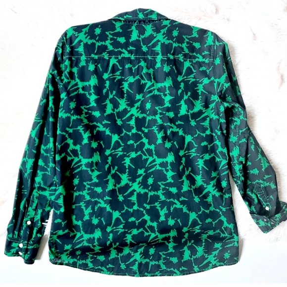 Gap fitted boyfriend button down - Picture 6 of 10